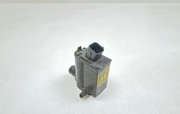 Hyundai Getz Windscreen/windshield washer pump 985101C100