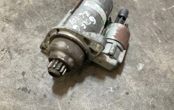 Volkswagen Golf VI Starter motor 02Z911023P TS18ER121