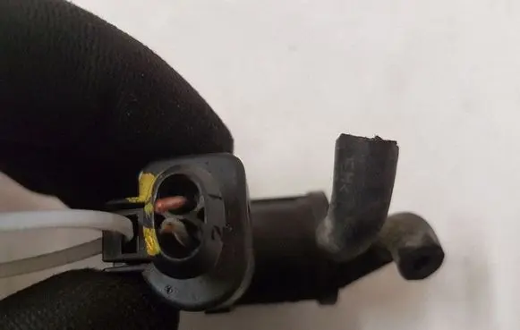 Volkswagen PASSAT B6 Turbo solenoid valve 1K0906283A