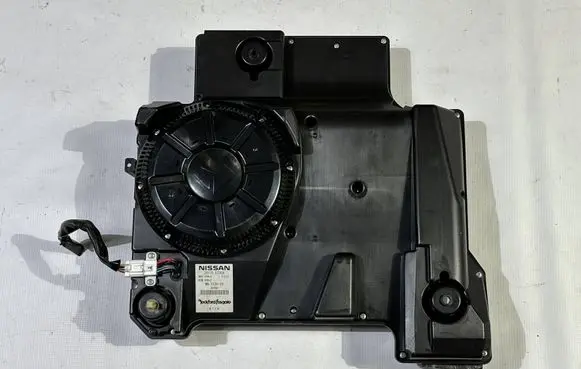 Nissan Titan Subwoofer speaker 28170EZ00A