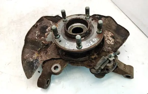 Hyundai Santa Fe Front wheel hub spindle knuckle