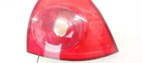 Volkswagen Golf V Rear/tail lights