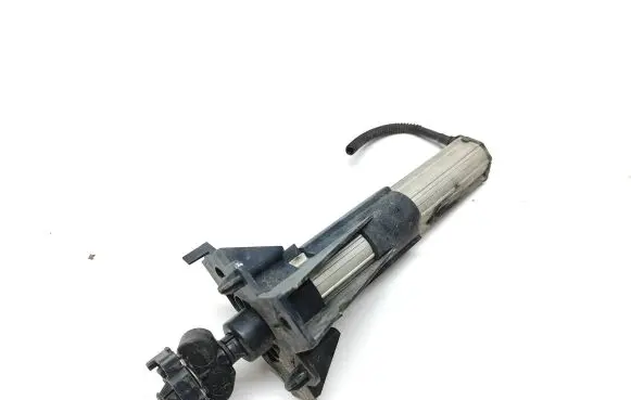 Headlight washer spray nozzle
