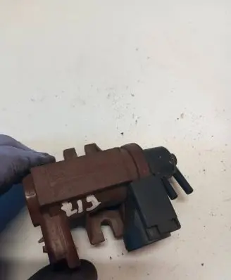 Volvo V50 Turbo solenoid valve 70096803