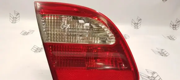 Mercedes-Benz E W211 Tailgate rear/tail lights 2118201364 A2118201364
