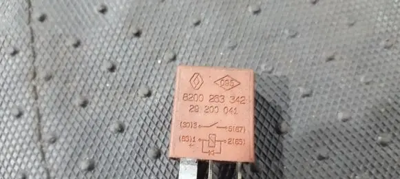 Opel Movano B Other relay 8200263342 29200041