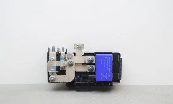 Mercedes-Benz B W246 W242 Fuse box set A2465401350