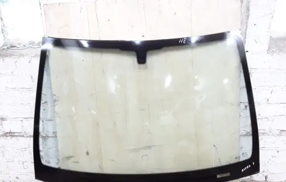 Opel Astra H Front windscreen/windshield window 43R001585 AS1M1250DOT682