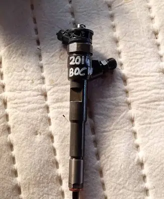Renault Kangoo II Fuel injector 0445110485