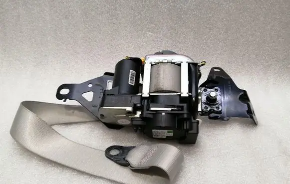 Mercedes-Benz S C217 Front seatbelt A2178600600