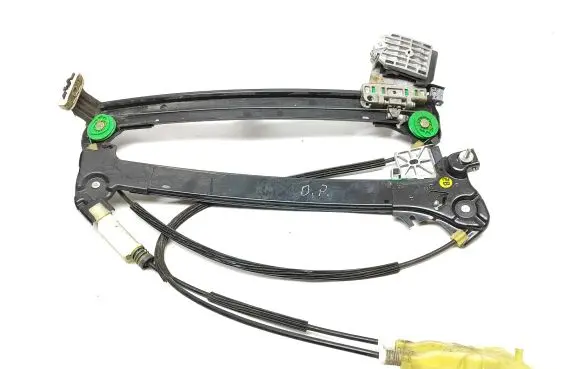 Peugeot 407 Front door electric window regulator 981108101