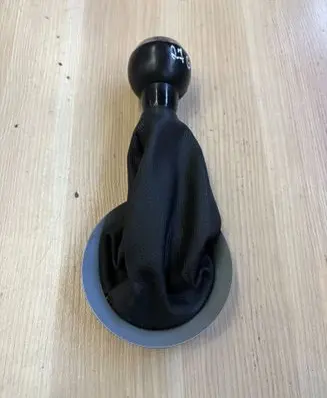 Mini One - Cooper Coupe R56 Gear lever shifter trim leather/knob 