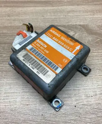 Audi A6 S6 C4 4A Airbag control unit/module 8A0959655C 0285001038 WITHPLUG