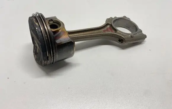 Audi A3 S3 8V Piston with connecting rod 06J198401H 06K107065G 06K107065BF