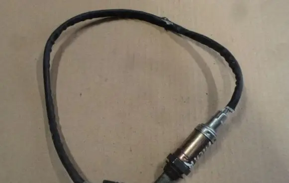 Mercedes-Benz E W124 Lambda probe sensor A0005404217