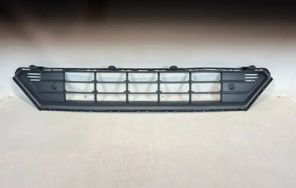 Volvo XC40 Front bumper lower grill 32136098