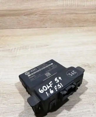 Volkswagen PASSAT B7 Gateway control module 1k0907530e