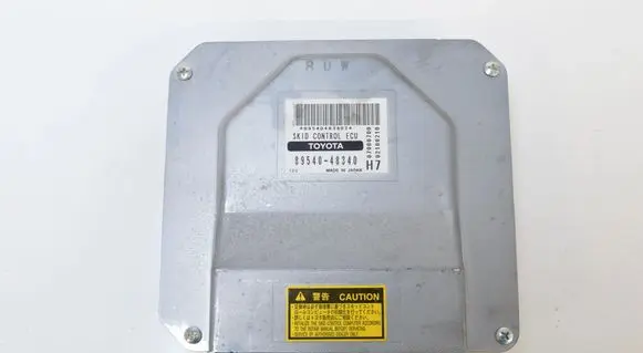 Lexus RX 330 - 350 - 400H Other devices 8610048070