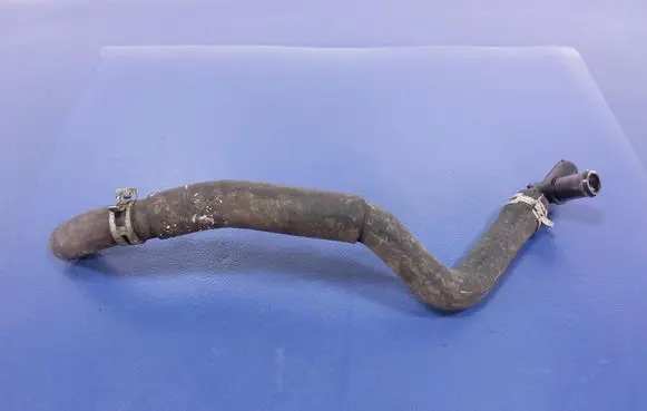 Subaru Forester SH Engine coolant pipe/hose