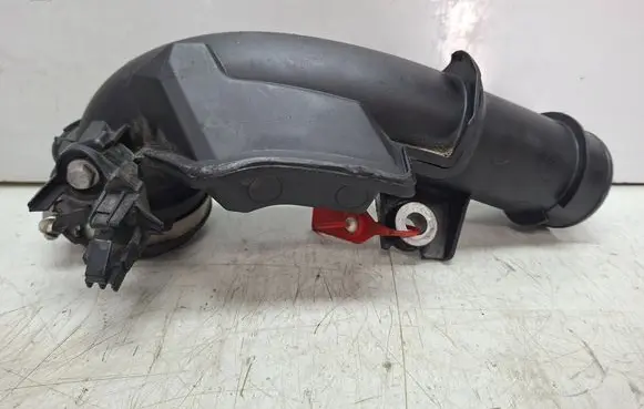 Renault Captur II Air intake hose/pipe S27647174 111393PS