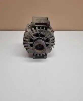Mercedes-Benz E W212 Generator/alternator A618188A FG18S128