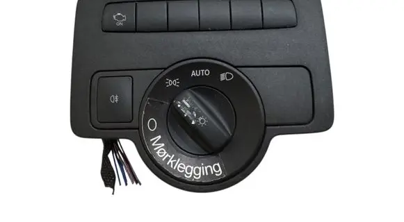 Mercedes-Benz Vito Viano W447 Light switch A2469050250 10091547