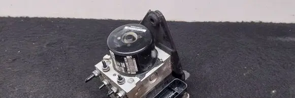 Skoda Octavia Mk2 (1Z) ABS Pump 1K614517BH