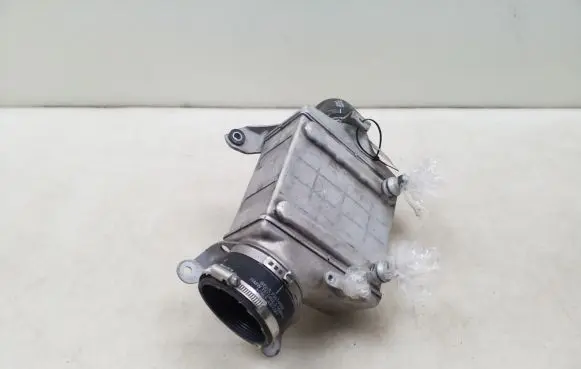 BMW 5 F10 F11 Intercooler radiator 7575403