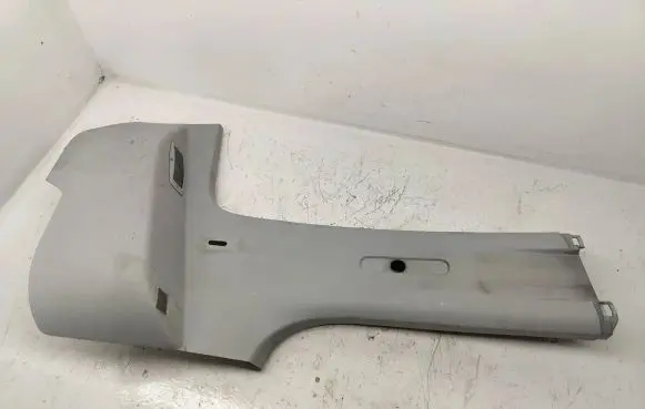 (B) pillar trim (top)
