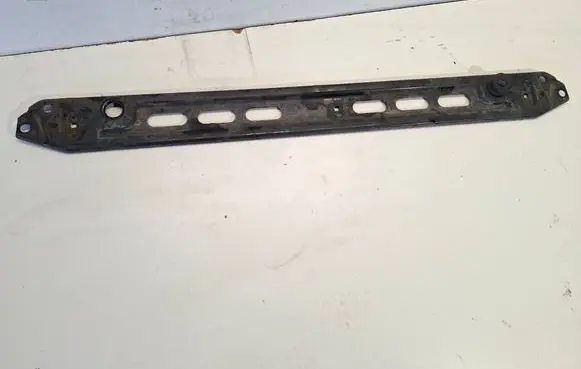 Volvo V60 Radiator mount bracket 
