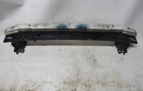 Toyota Auris 150 Front bumper support beam rety5r67786htfrh