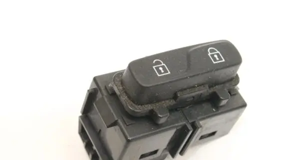 Volvo XC70 Central locking switch button 31318987