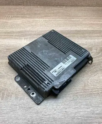 Renault Scenic I Engine control unit/module ECU 7700868304 7700865825