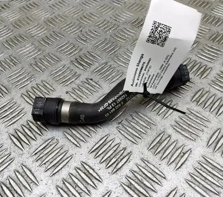 BMW iX Engine coolant pipe/hose 8833641