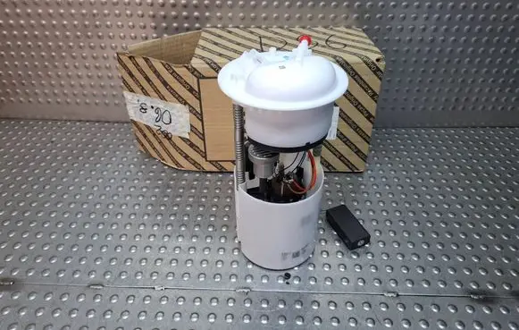 Fiat Panda II Mechanical fuel pump 51806988