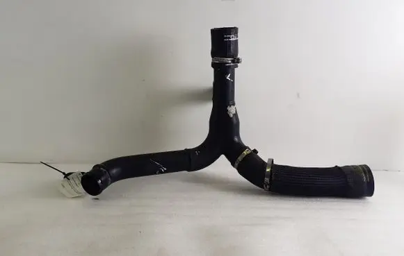 Maserati Levante Intercooler hose/pipe 670033317