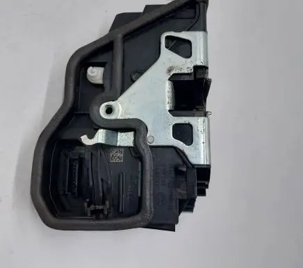 Mini Cooper Countryman R60 Front door lock