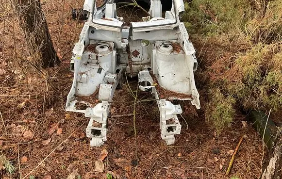 Peugeot Partner Front side member 