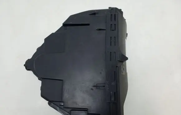Mercedes-Benz CLS C219 Fuse box set A2115400324