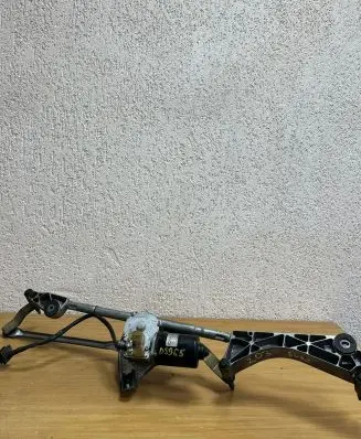 Mercedes-Benz C W203 Wiper motor A2038200342 D8965