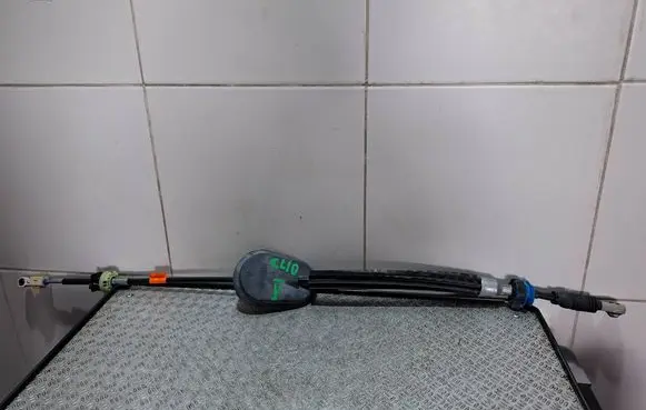 Renault Clio V Gear shift cable linkage 