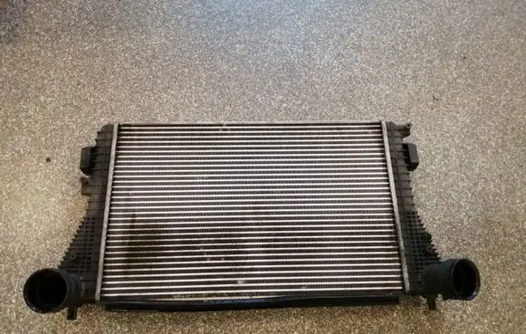 Volkswagen Golf V Intercooler radiator 1K0145803