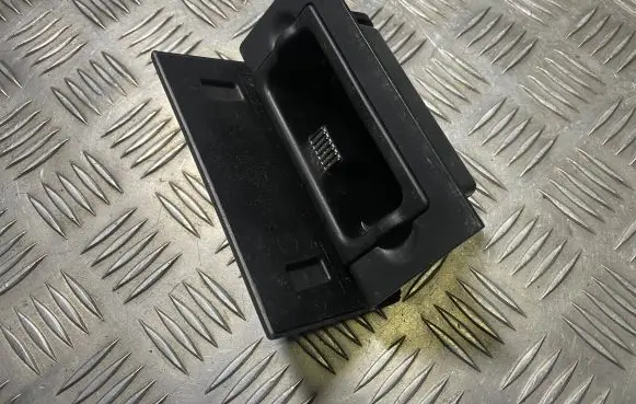 Car ashtray