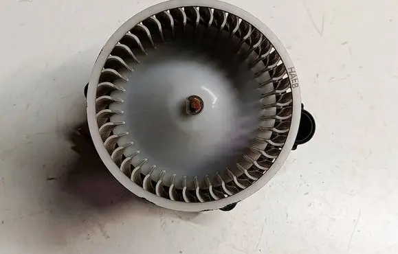 KIA Ceed Heater fan/blower 01AW84F8