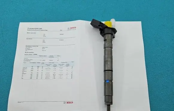 Audi A8 S8 D3 4E Fuel injector 0445115041 IMPRK1350894