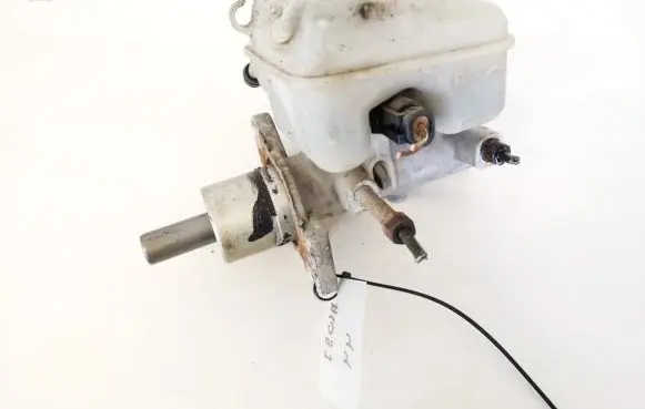 Opel Zafira A Master brake cylinder