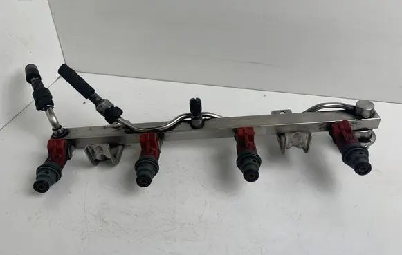 Saab 9-5 Fuel injectors set 0280155749