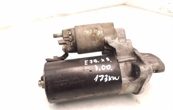 BMW X5 E70 Starter motor 7796892 0001115046