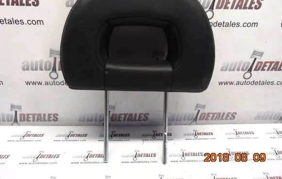 Mitsubishi Outlander Front seat headrest 