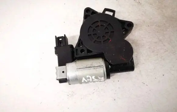 Mazda 3 I Rear door window regulator motor g22c5858x